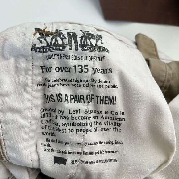 Levis Cargo Loose Fit Pants Mens 34x32 Actual 36x30 Khakis Utility Y2K White Tab - Picture 16 of 16
